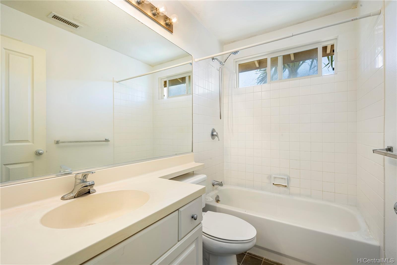91-1091 Kaileolea Drive  Unit 2F1