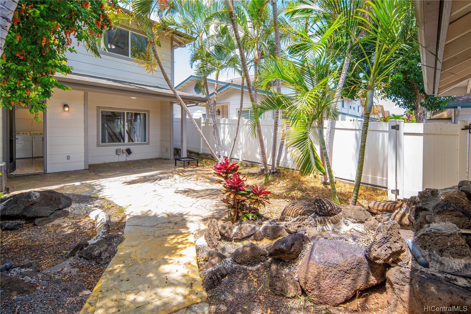 91-1091 Kaileolea Drive  Unit 2F1