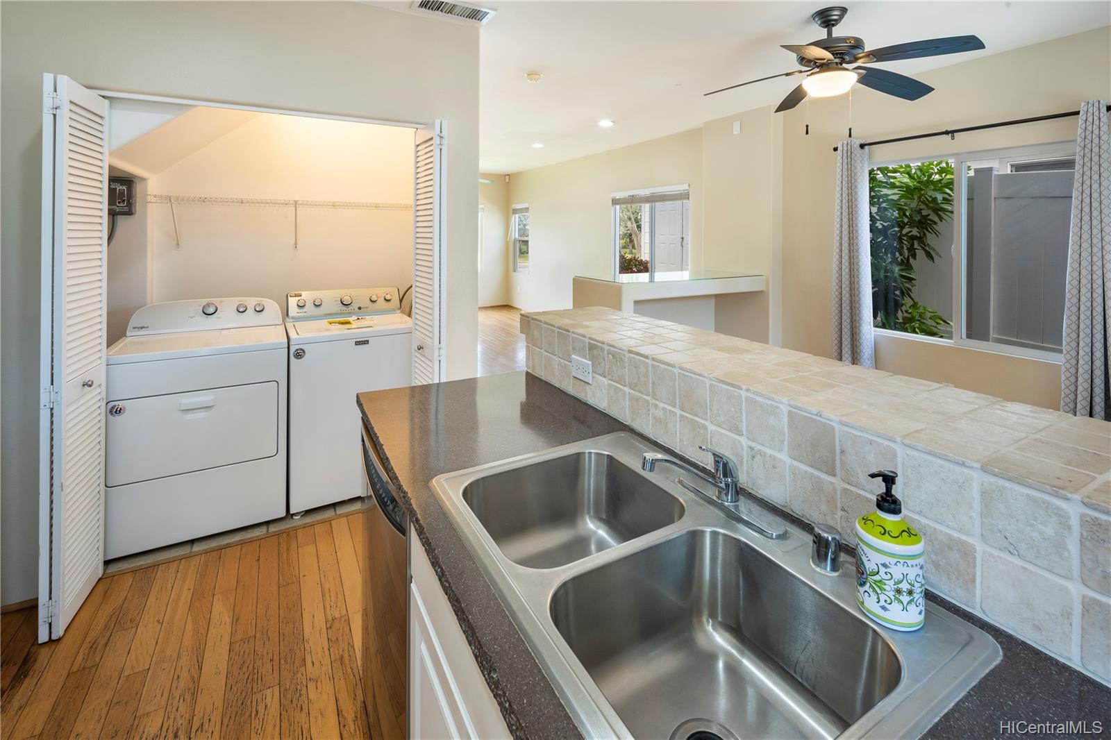 91-1091 Kaileolea Drive  Unit 2F1