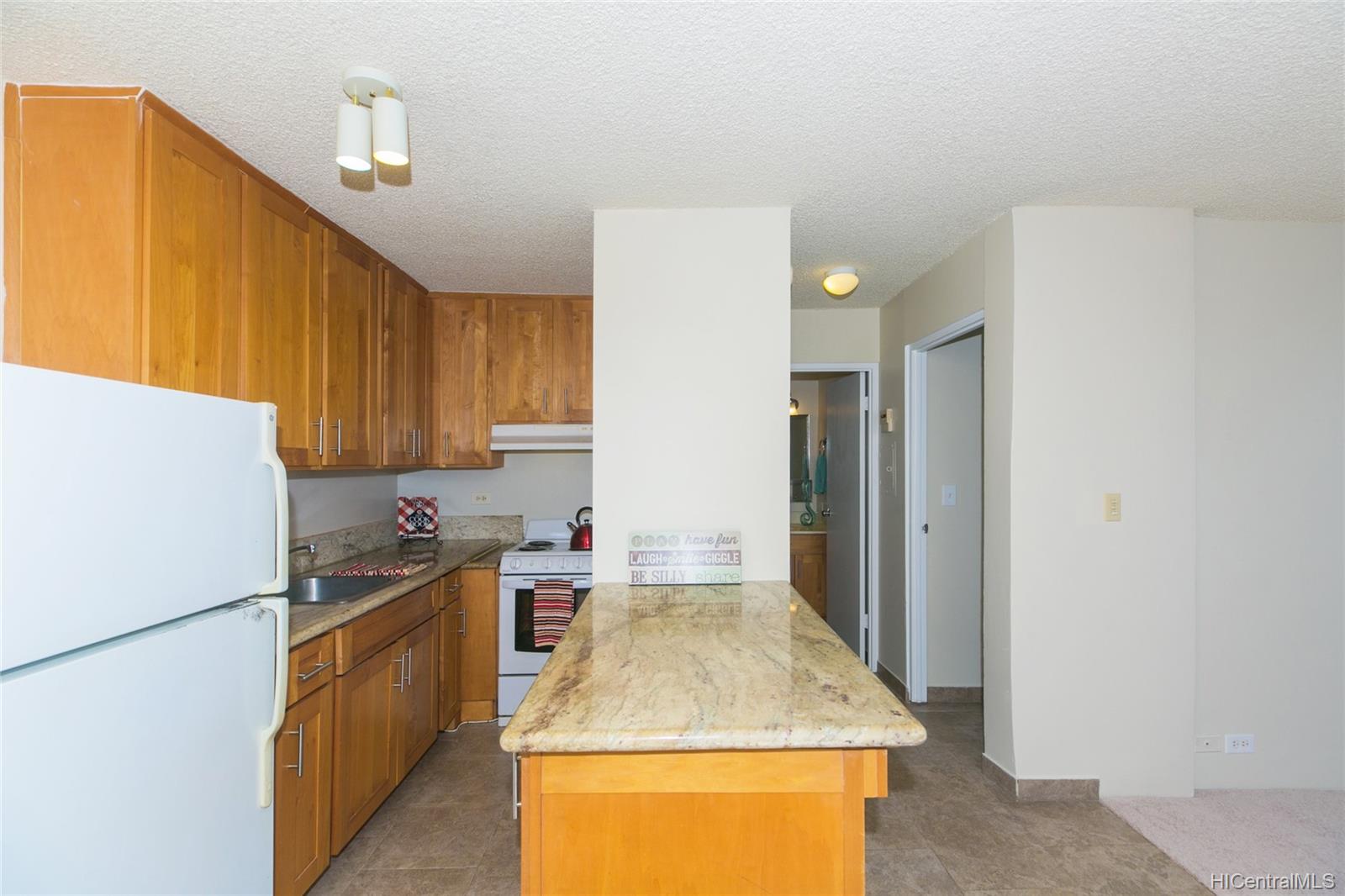 2637 Kuilei Street  Unit A104
