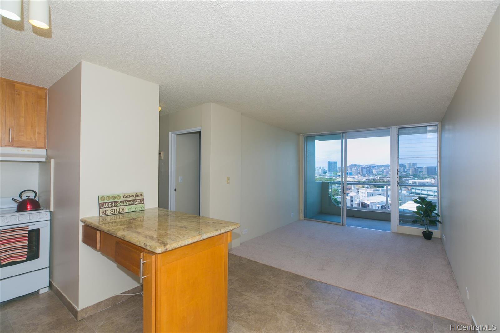 2637 Kuilei Street  Unit A104