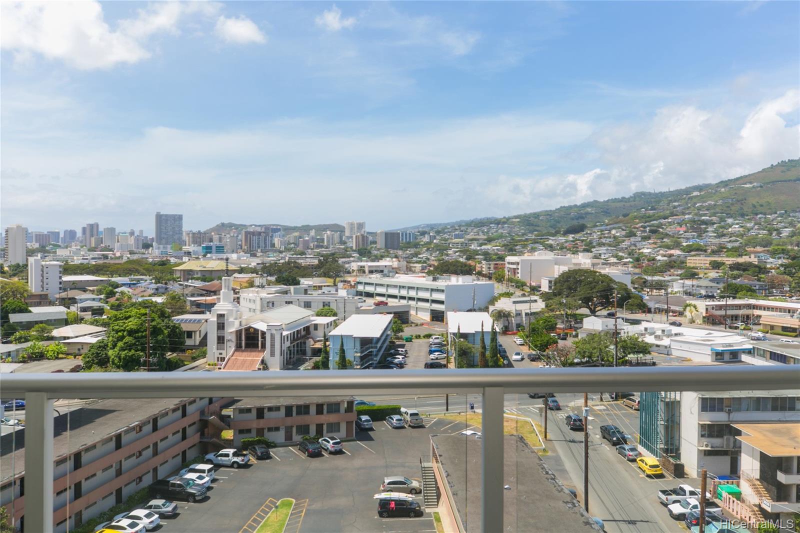 2637 Kuilei Street  Unit A104