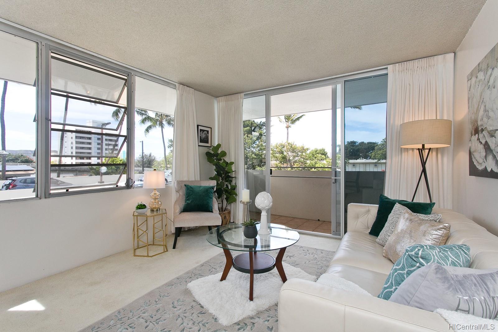 2825 S King Street  Unit 201