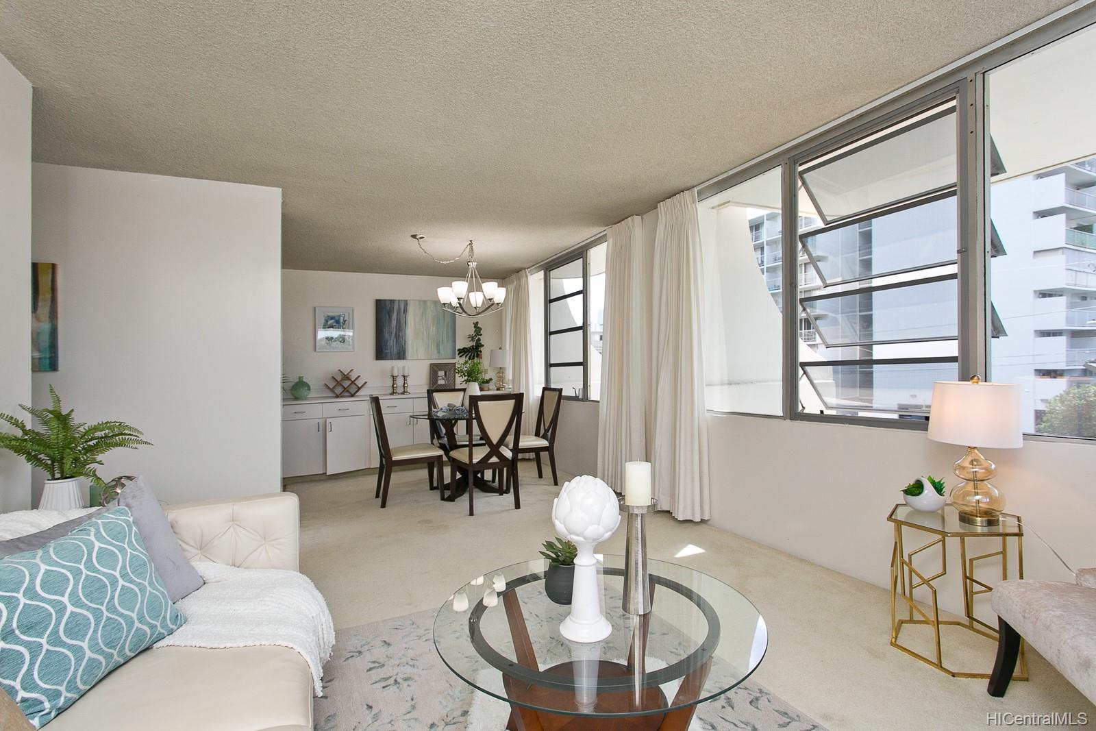 2825 S King Street  Unit 201