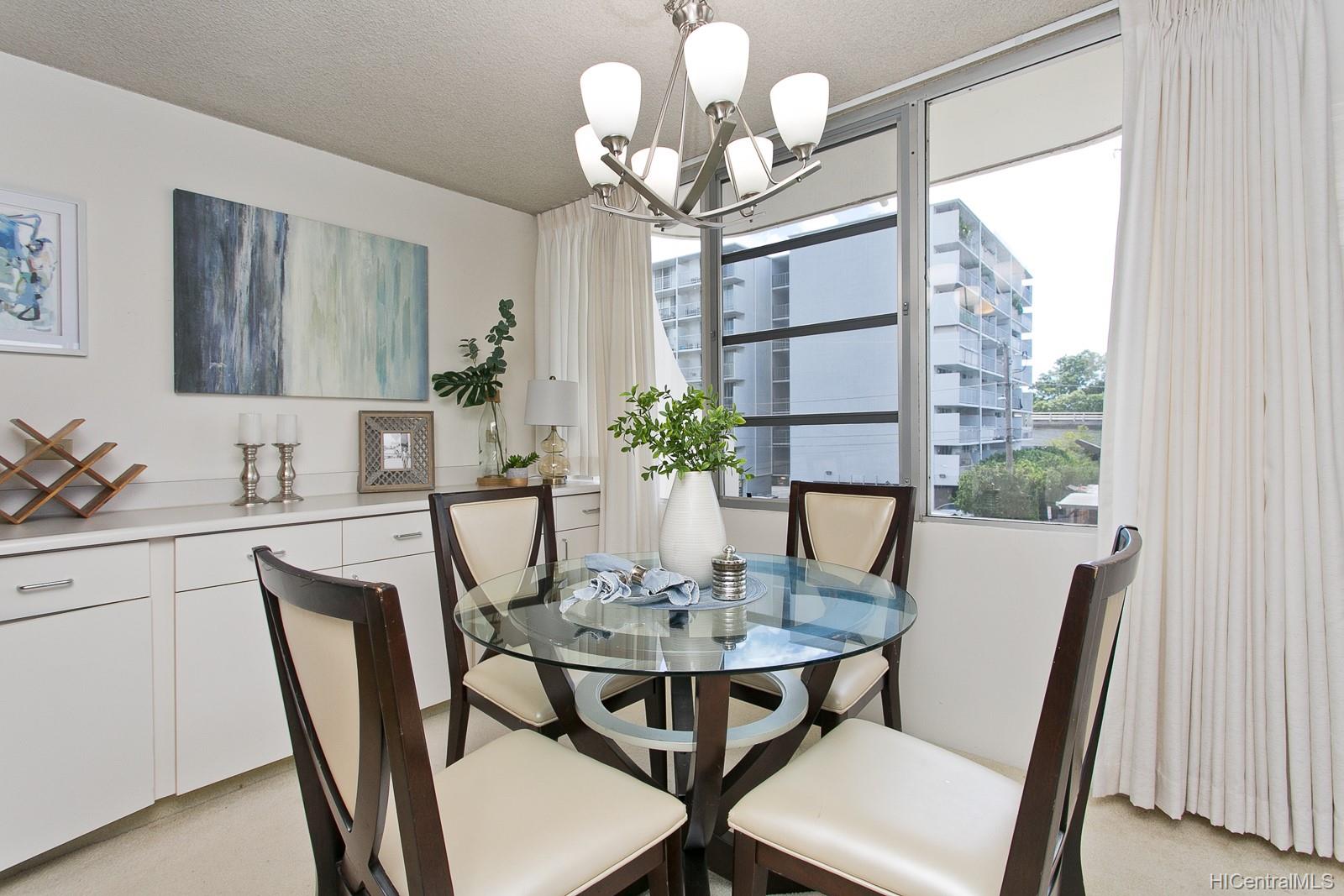 2825 S King Street  Unit 201