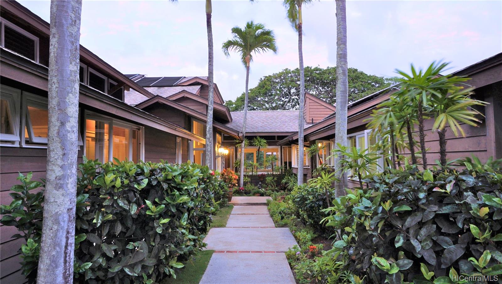 1110 Ilikala Place