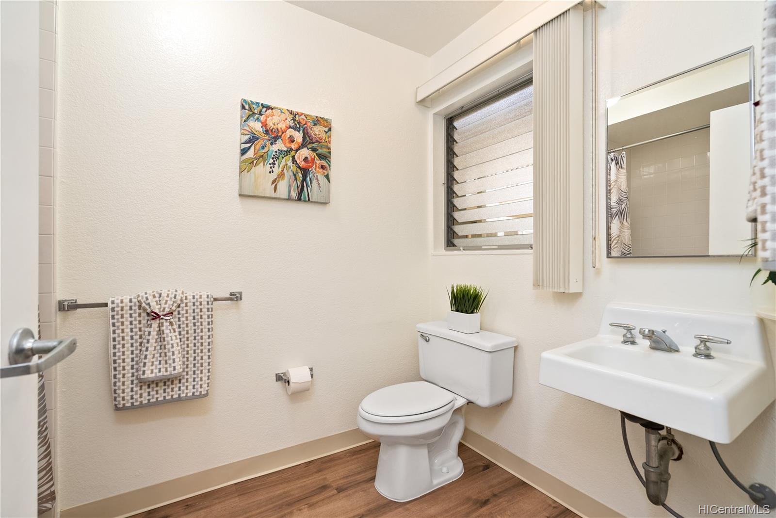 95-1050 Makaikai Street  Unit 16E
