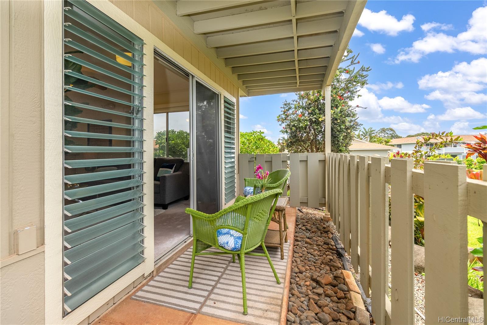 95-1050 Makaikai Street  Unit 16E