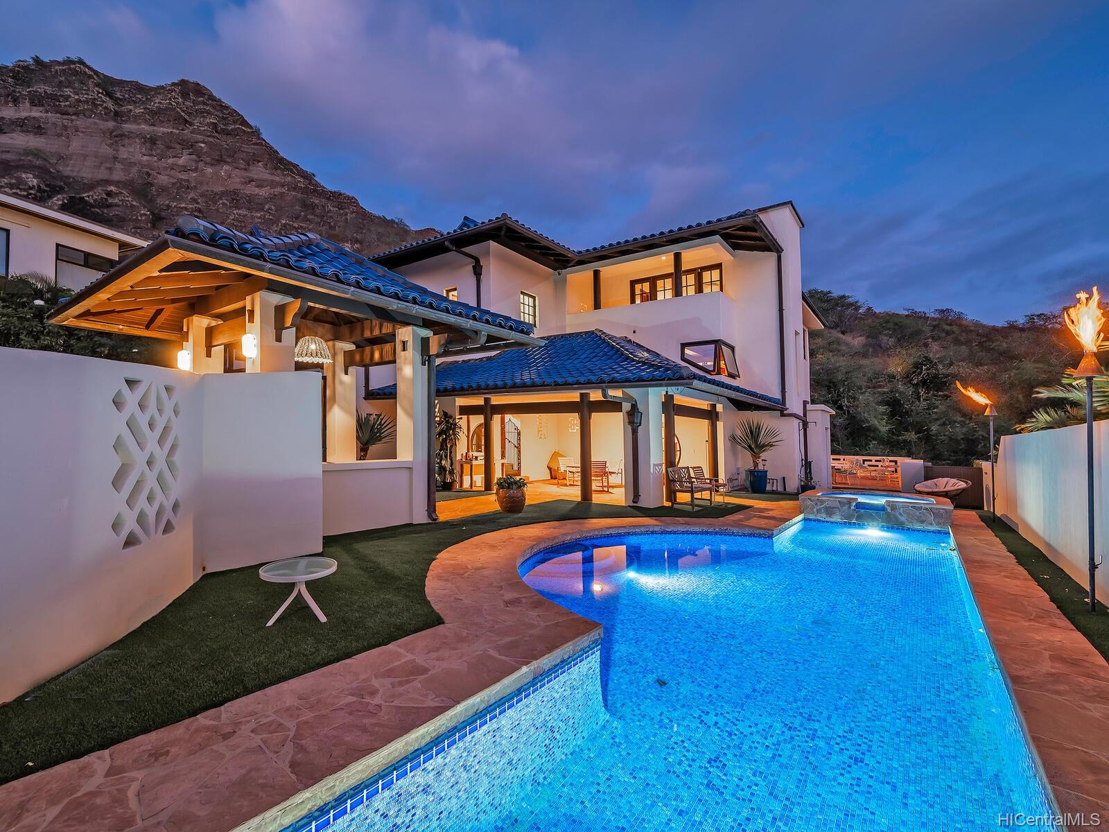 2999 Makalei Place