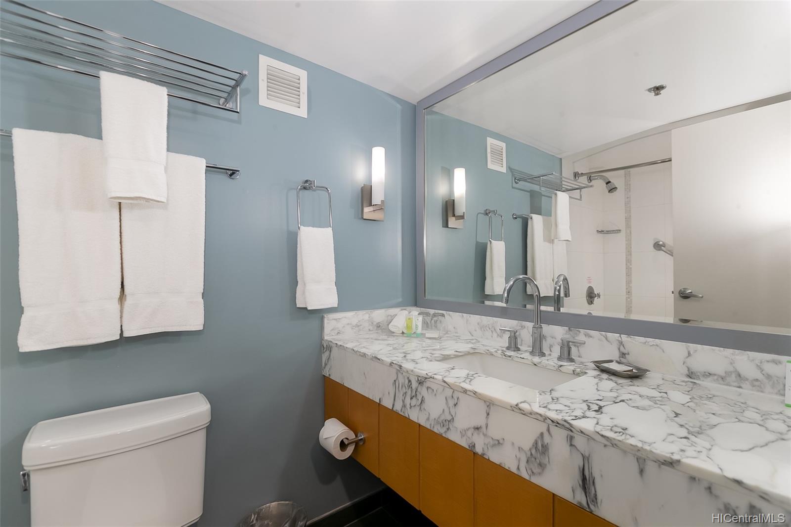 410 Atkinson Drive  Unit 2801