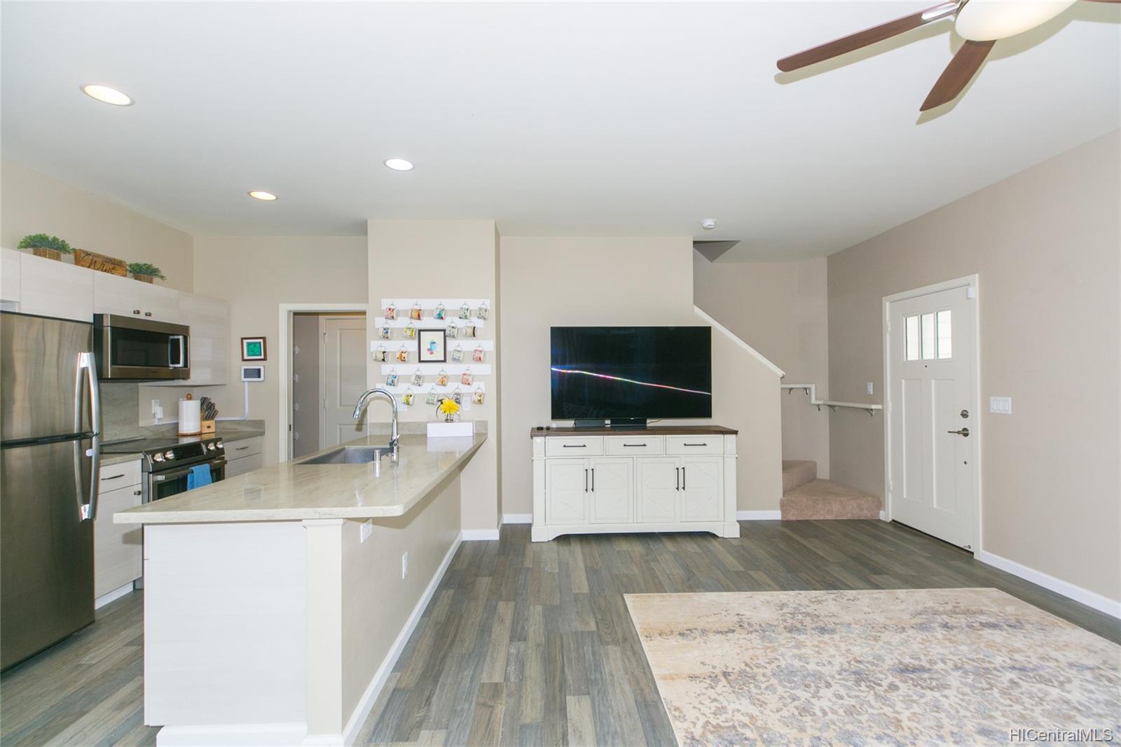 91-1160 Kamakana Street  Unit 503