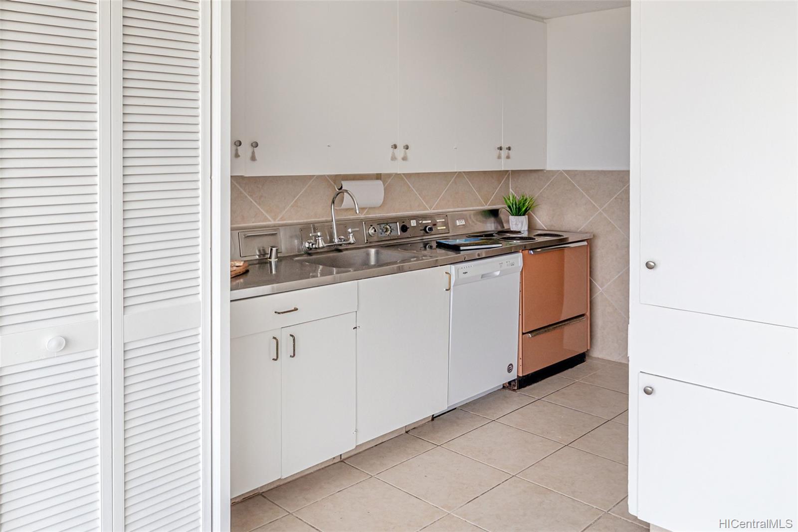 2801 Coconut Avenue  Unit 3E