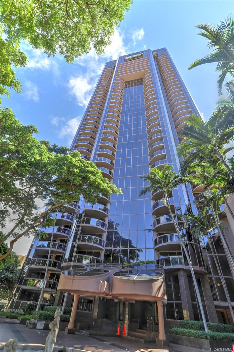 One Waterfront Tower 425 South Street Unit Mauka 1102 Honolulu HI 96813
