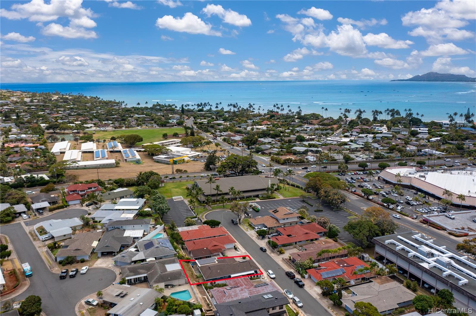 221 Hanamaulu Street Honolulu HI 96825 sold on 07192022