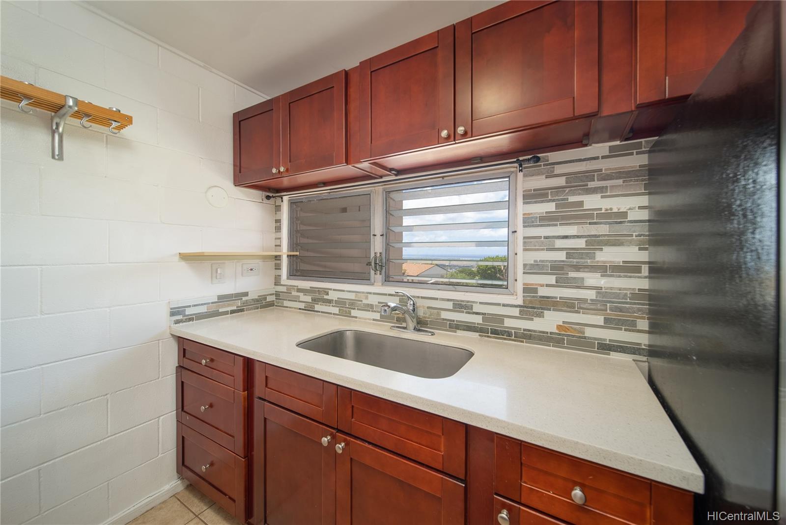 Makakilo Gardens 1 92695 Makakilo Drive Unit K58 Kapolei HI 96707 sold