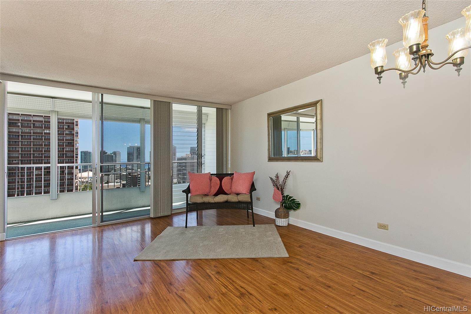 1515 Ward Avenue  Unit 1003