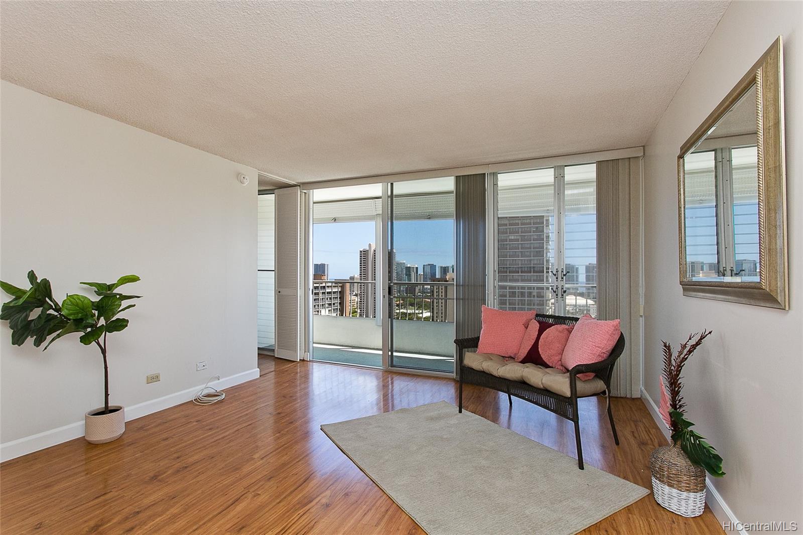 1515 Ward Avenue  Unit 1003