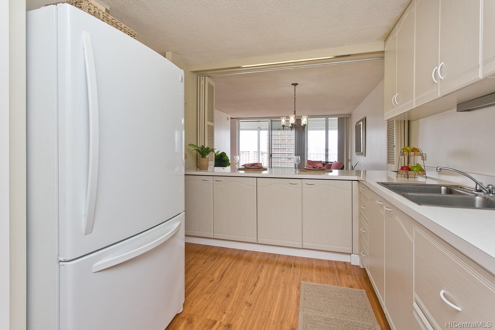 1515 Ward Avenue  Unit 1003
