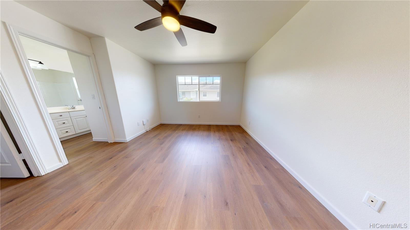 91-1031 Kaimalie Street  Unit 4H2