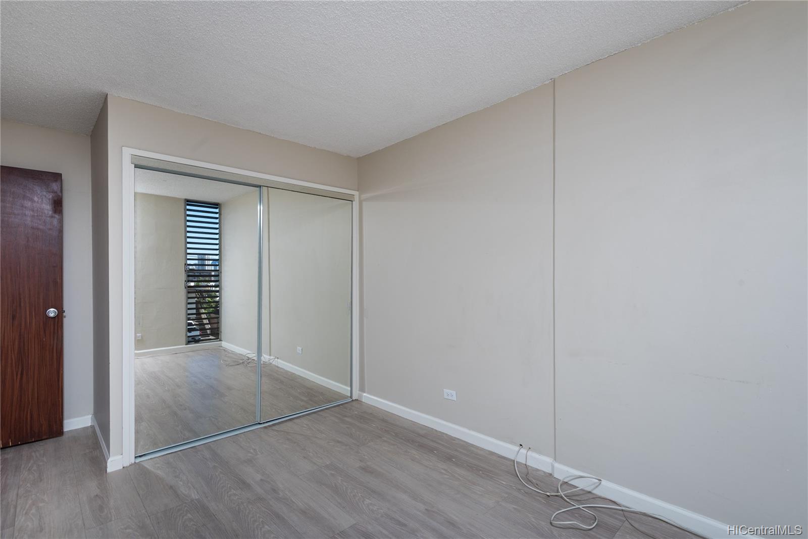 1069 Spencer Street  Unit 101
