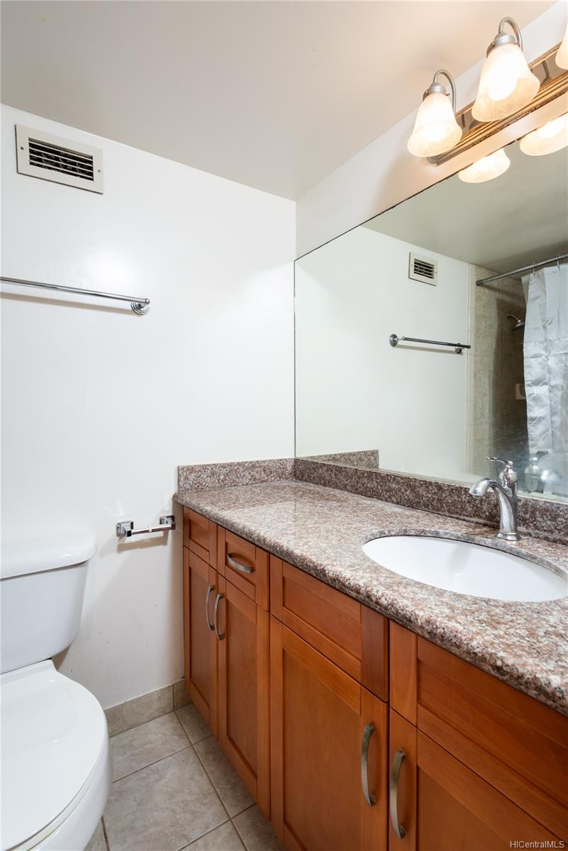 1069 Spencer Street  Unit 101