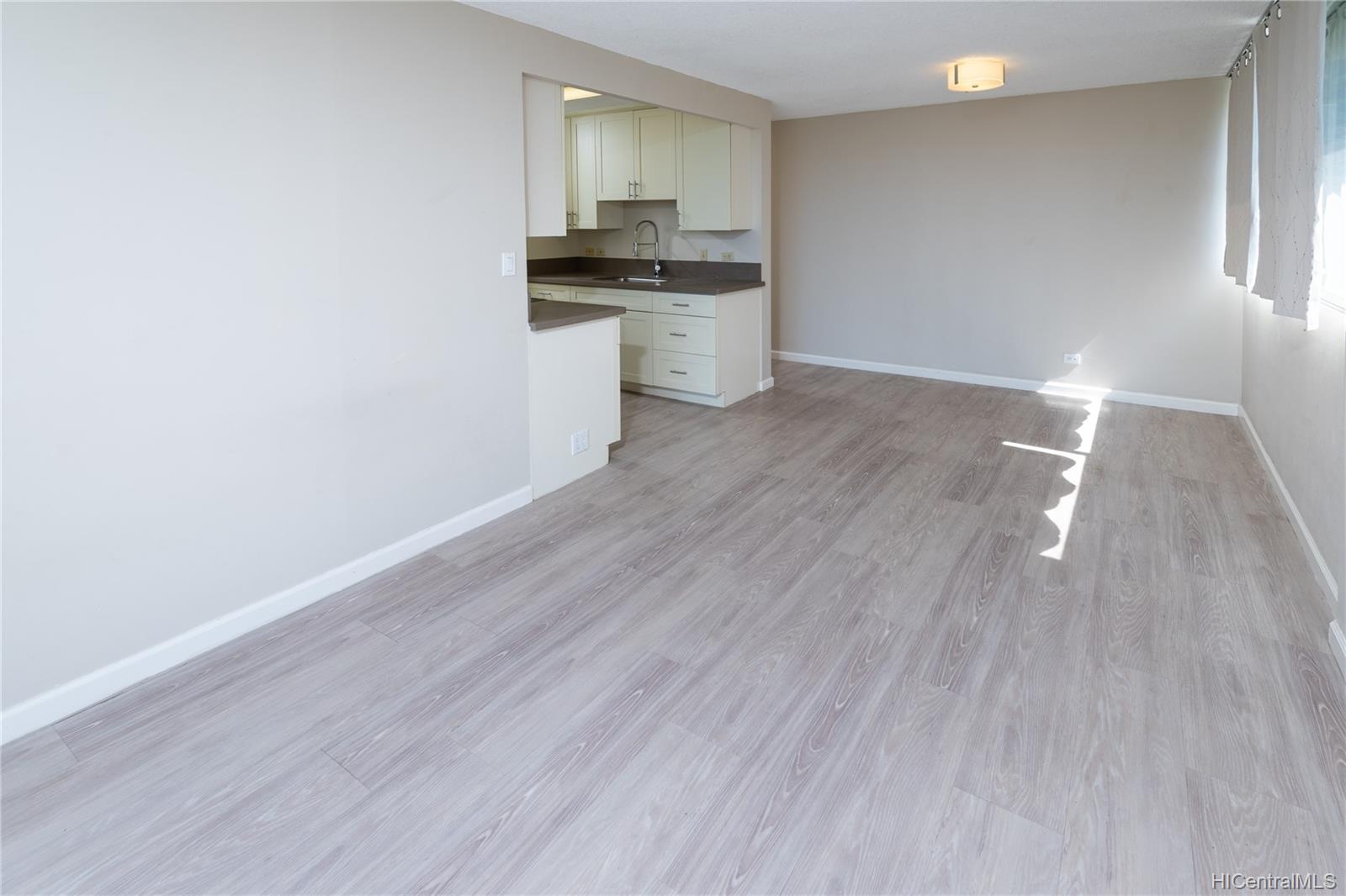 1069 Spencer Street  Unit 101