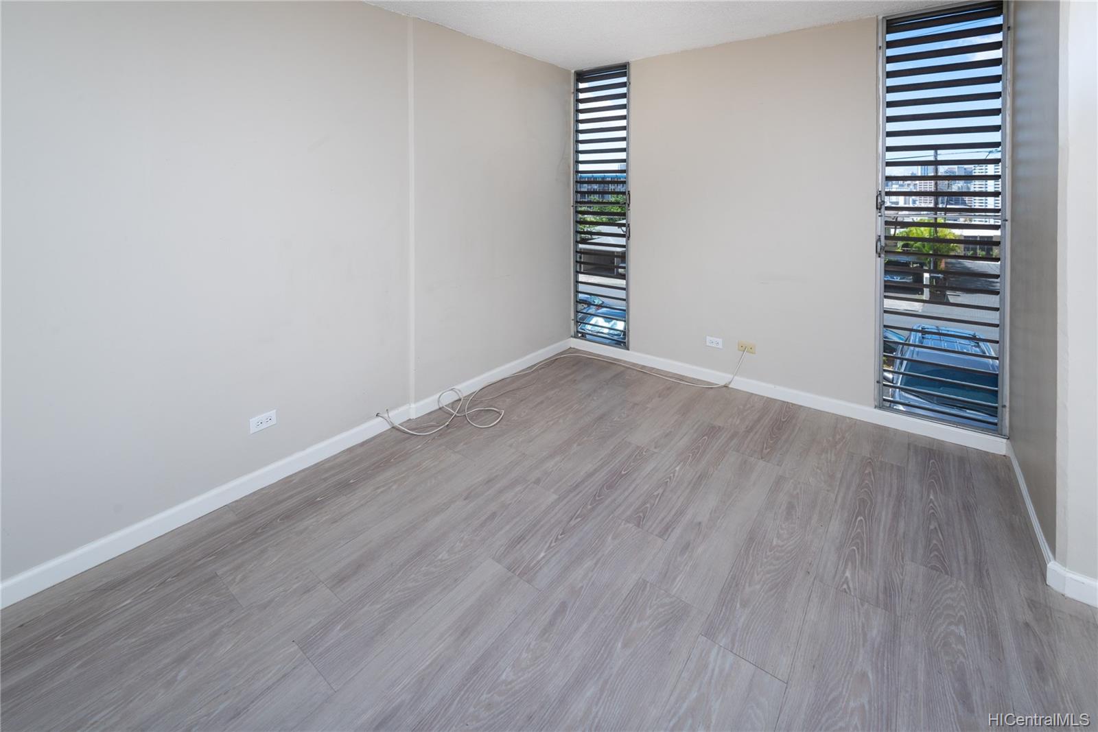 1069 Spencer Street  Unit 101