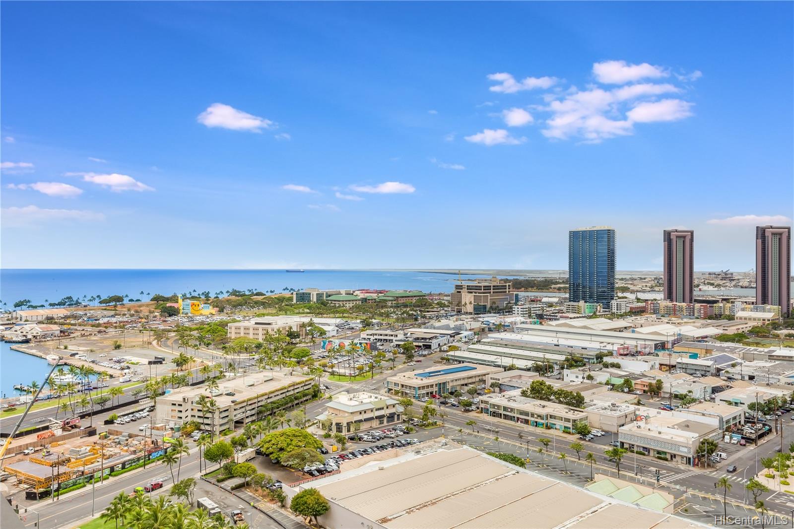987 Queen Street  Unit 2303