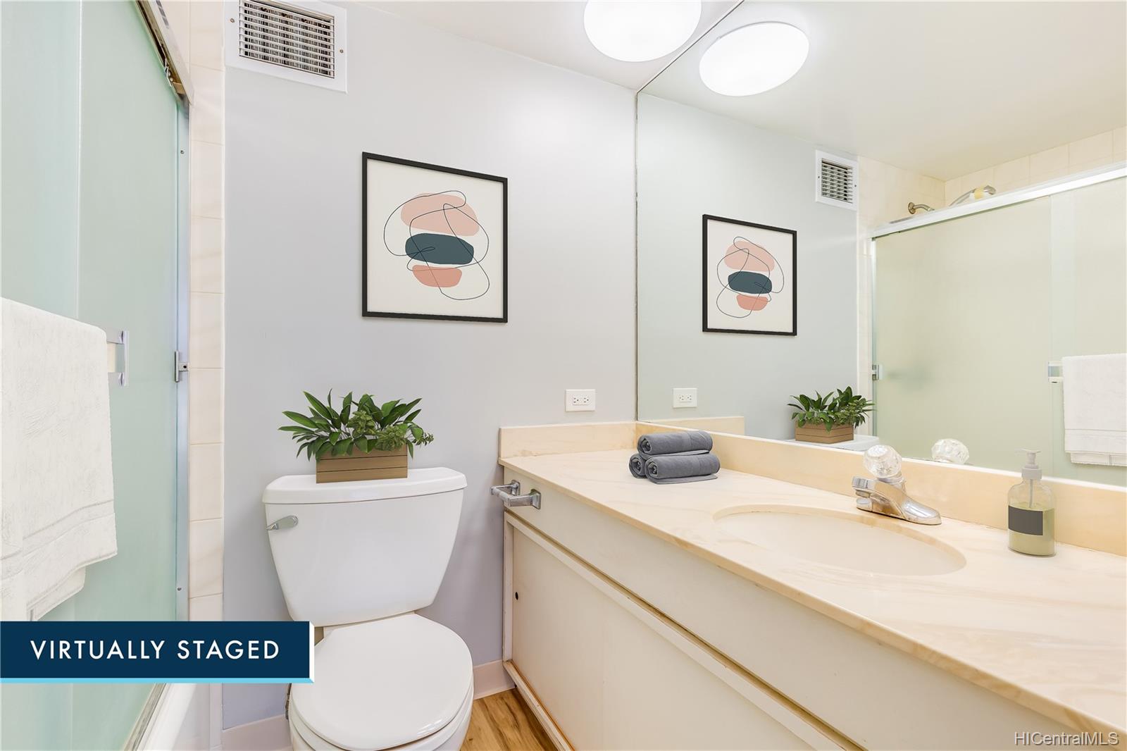 500 University Avenue  Unit 928