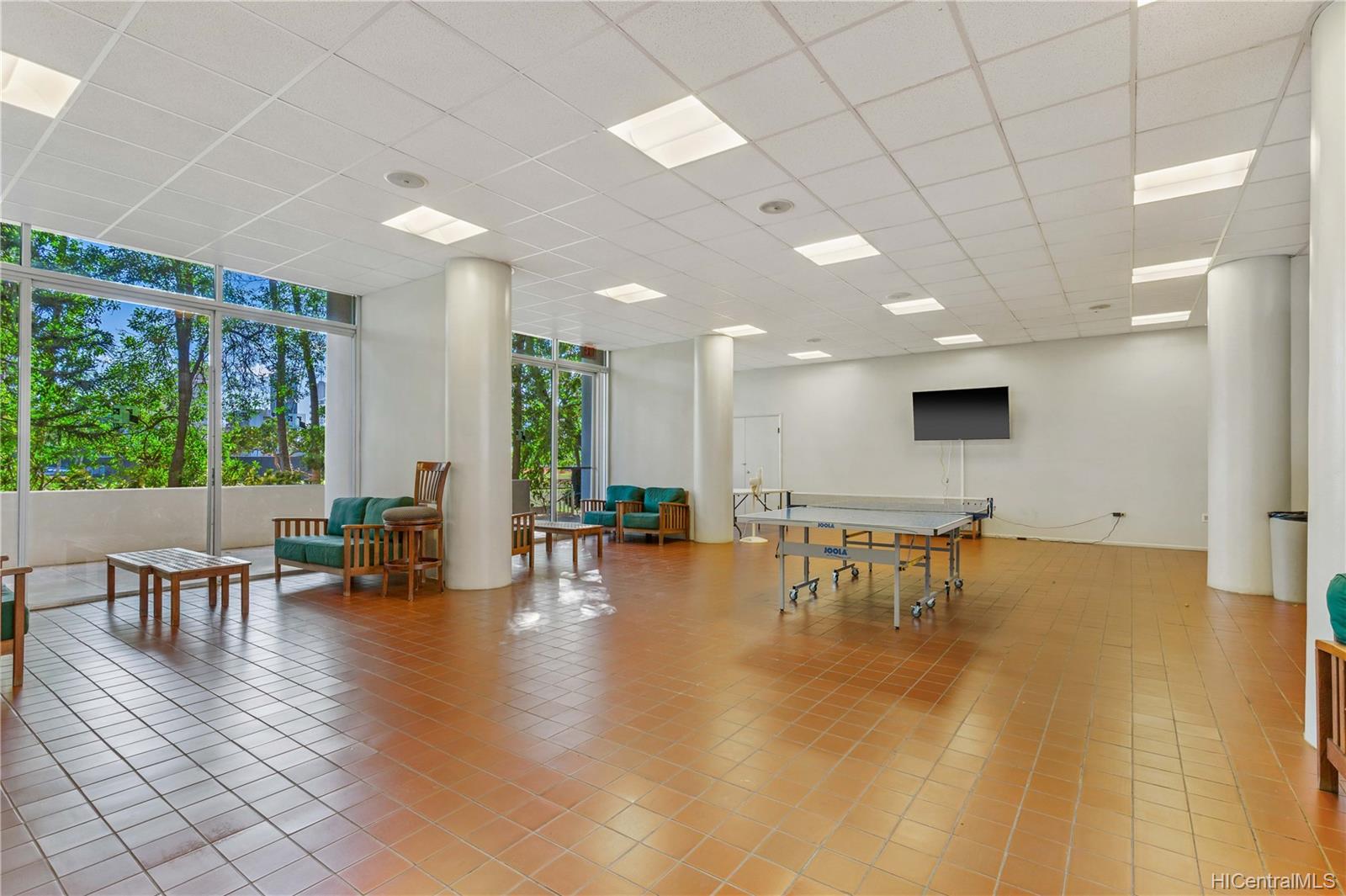 500 University Avenue  Unit 928