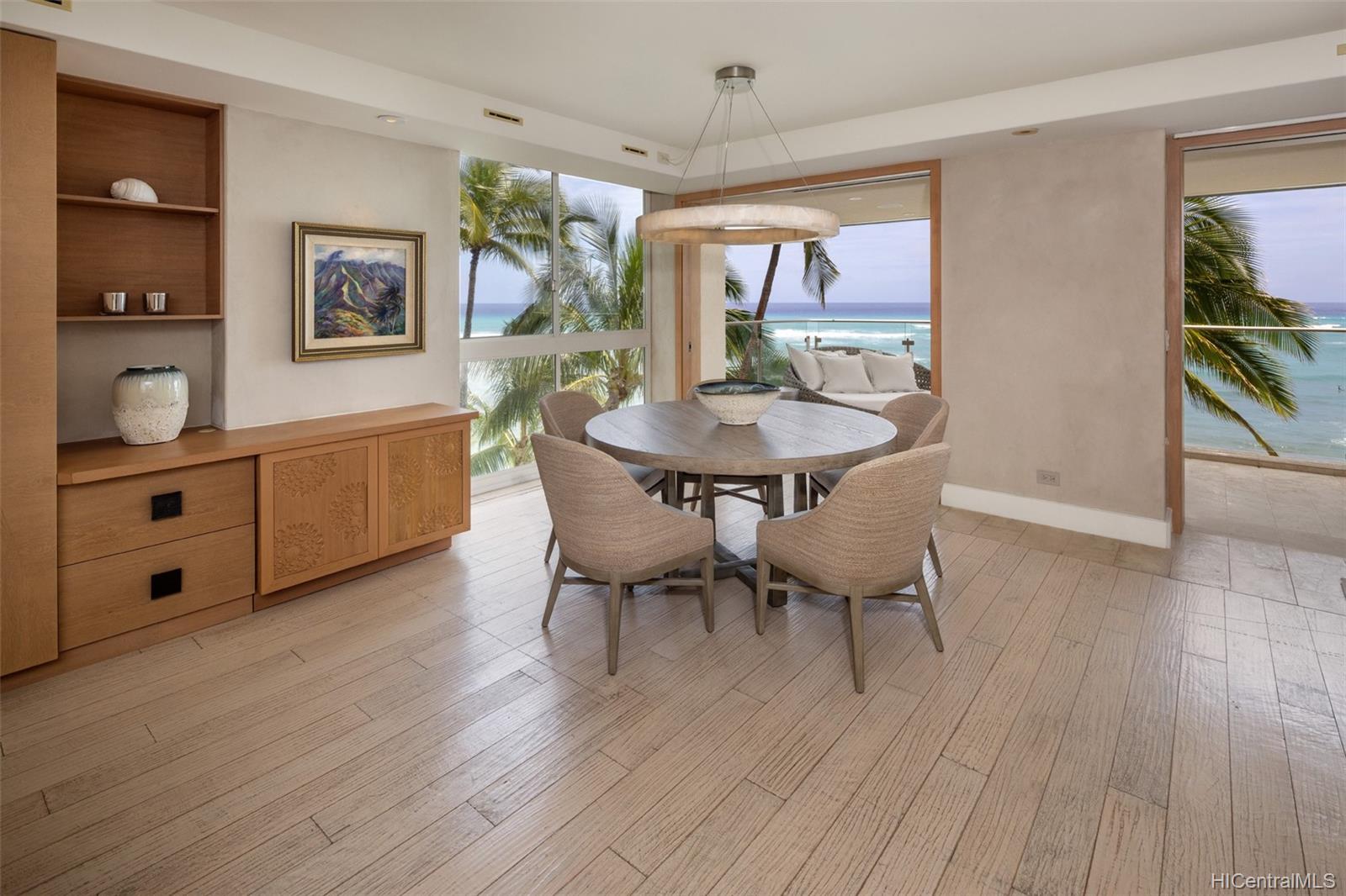 3003 Kalakaua Avenue  Unit 5B