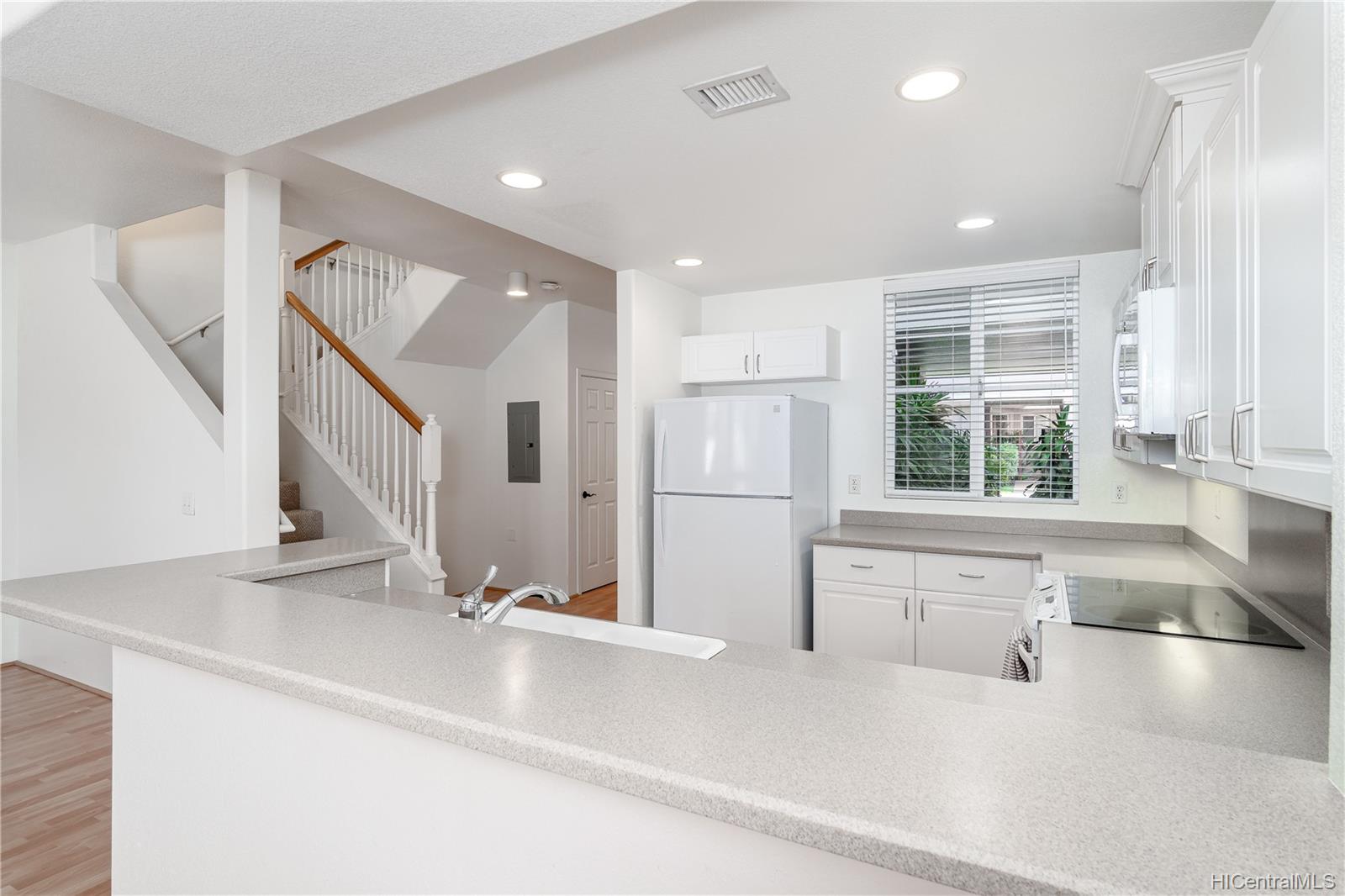 Kalama Kuu 1175 Mokuhano Street Unit G102 Honolulu HI 96825 sold on 07