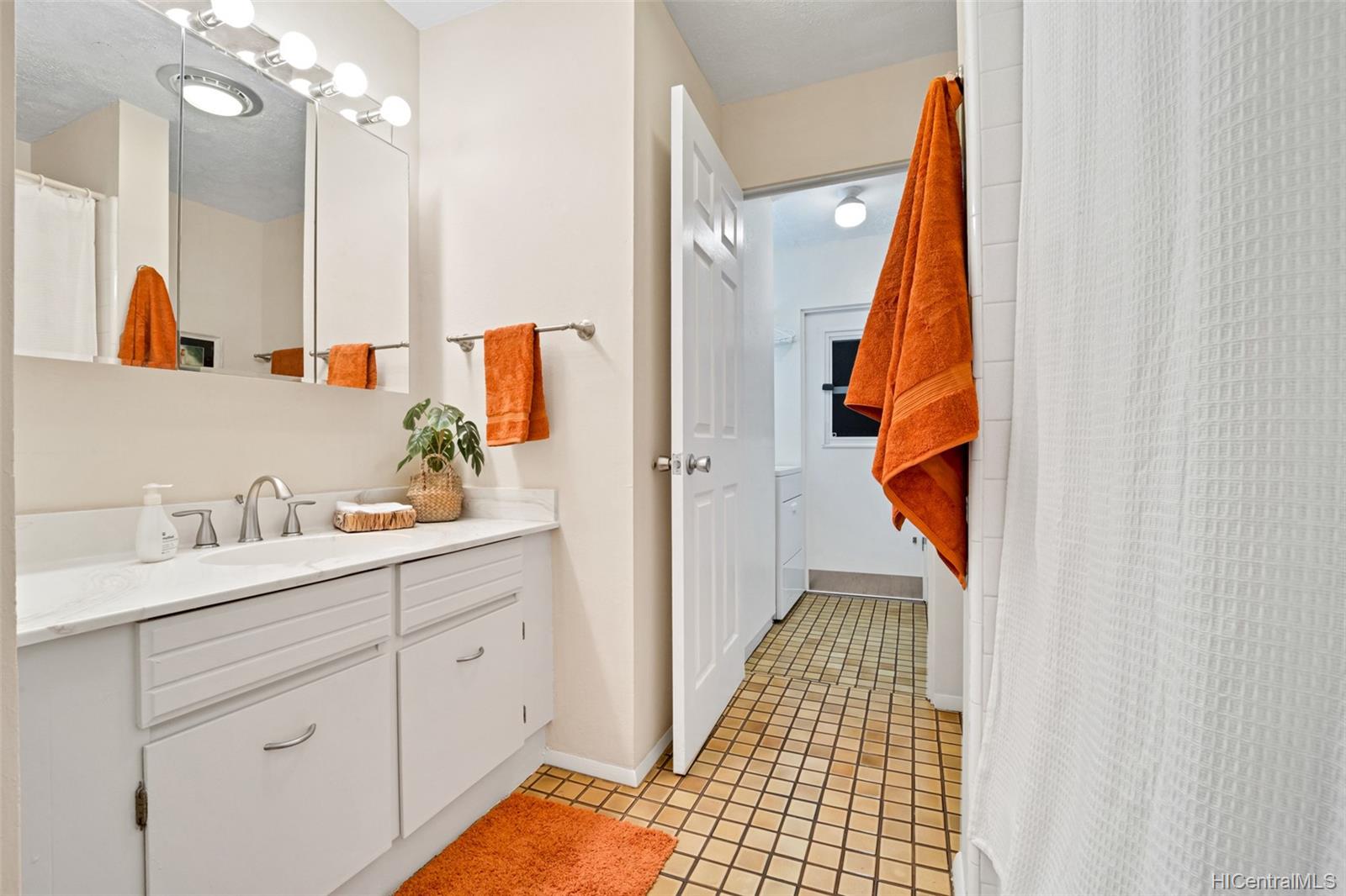 1188 Akuila Place