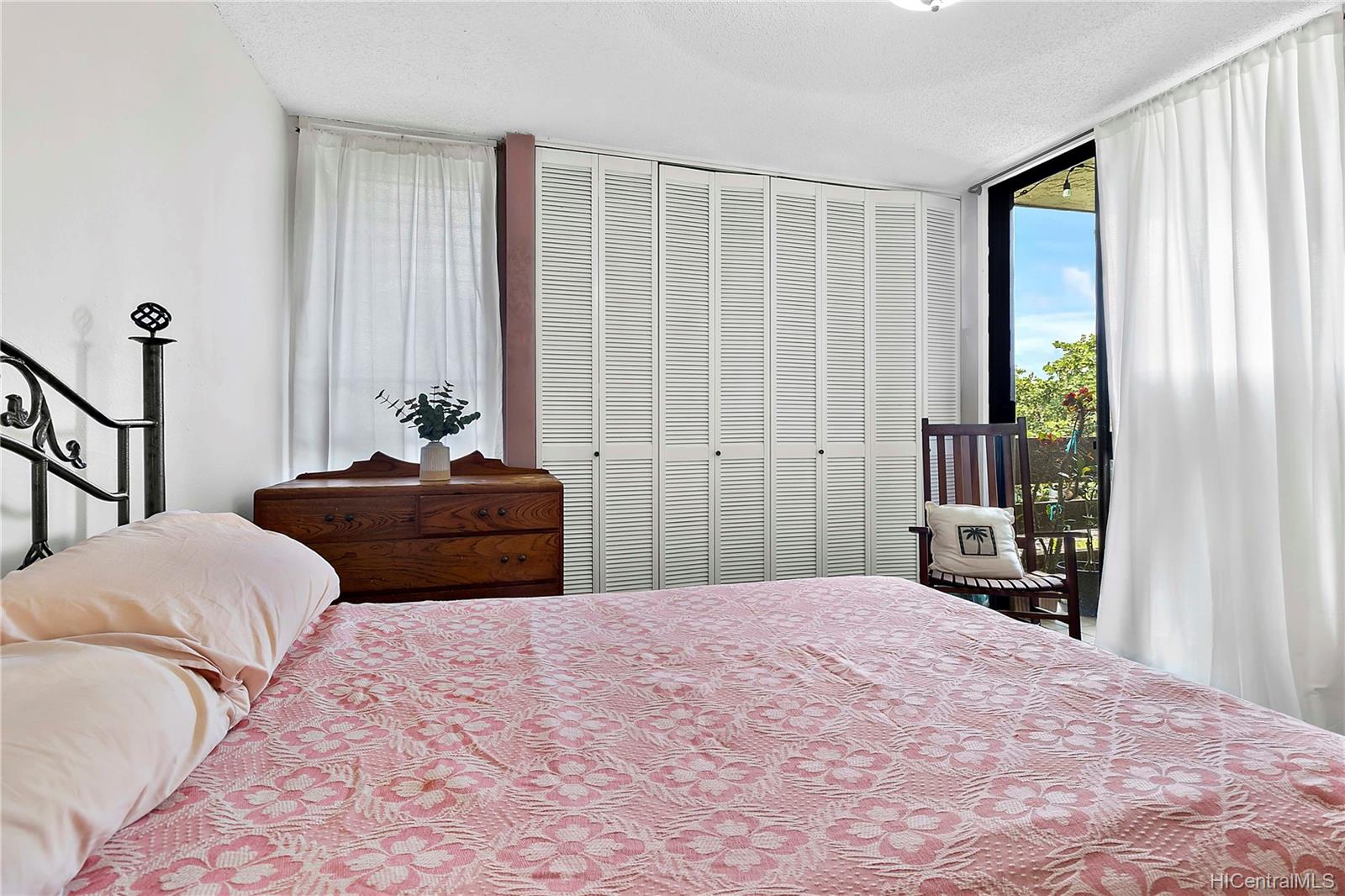 1015 Aoloa Place  Unit 340