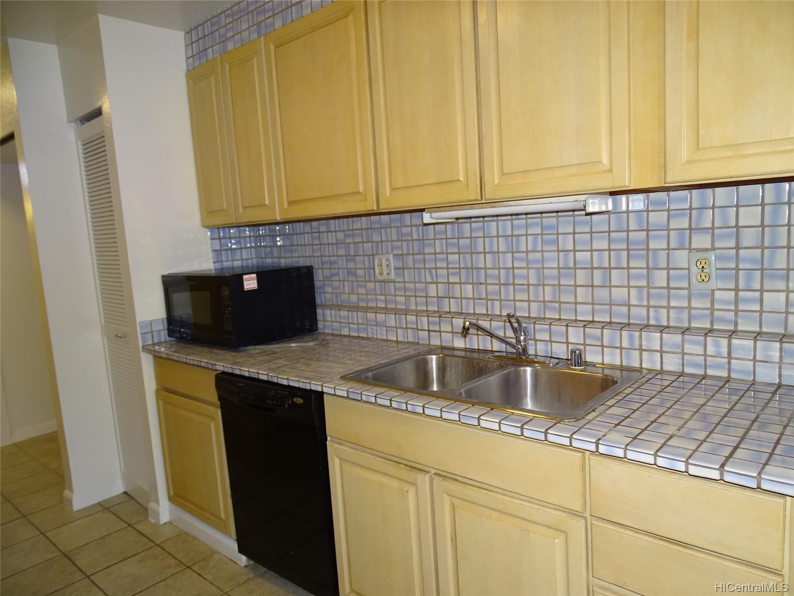 94-061 Kuahelani Avenue  Unit 132