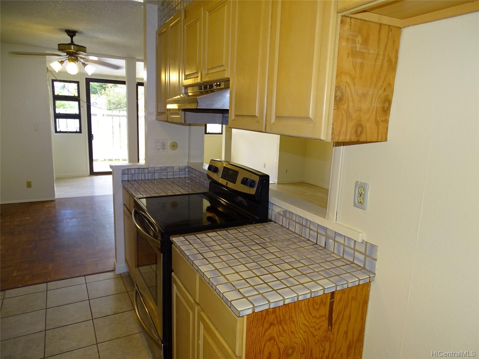 94-061 Kuahelani Avenue  Unit 132