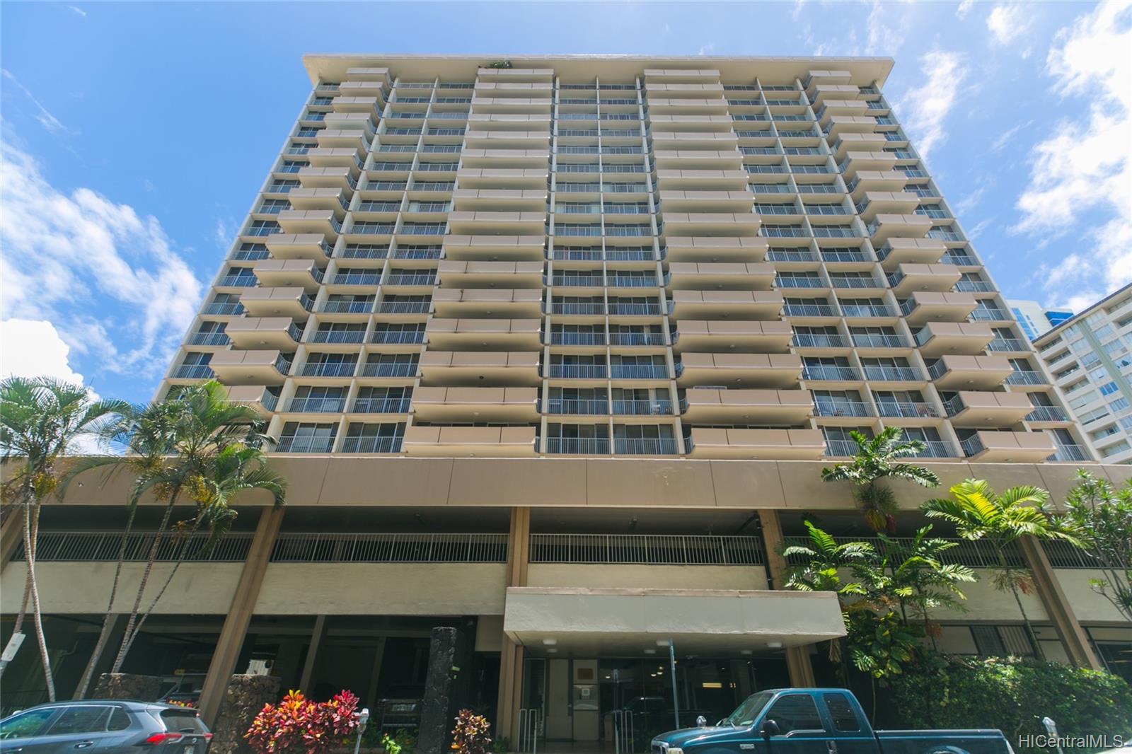 Princess Leilani 1561 Kanunu Street Unit 902 Honolulu HI 96814 sold on
