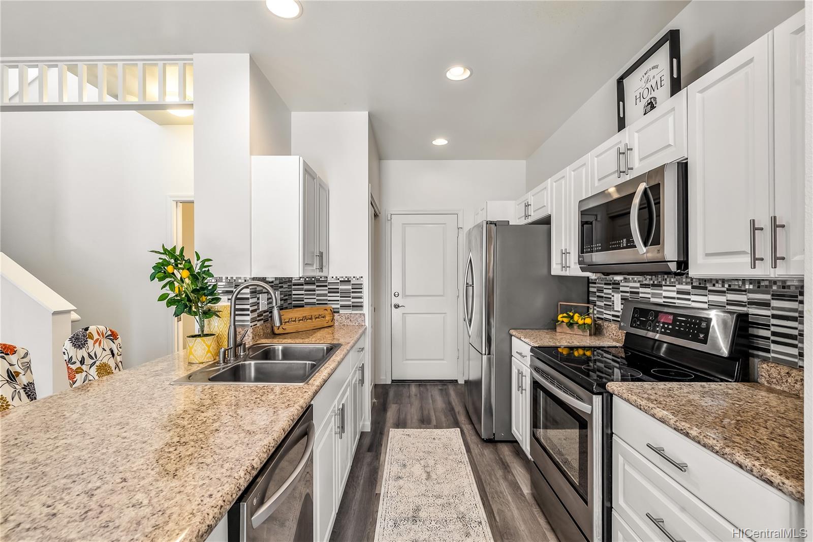 91-1001 Keaunui Drive  Unit 111