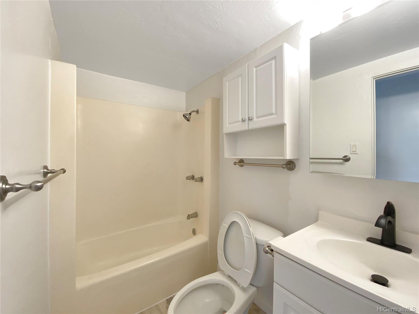 2120 Fern Street  Unit 204