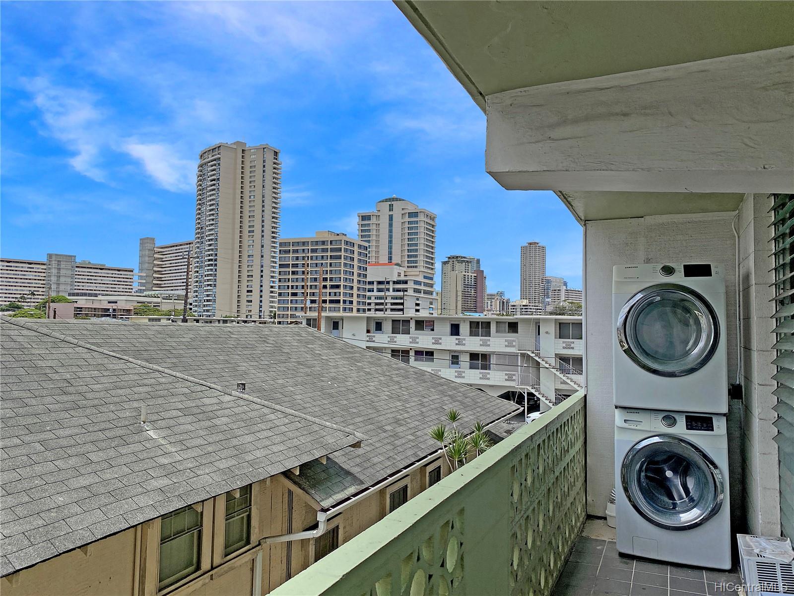 2120 Fern Street  Unit 204