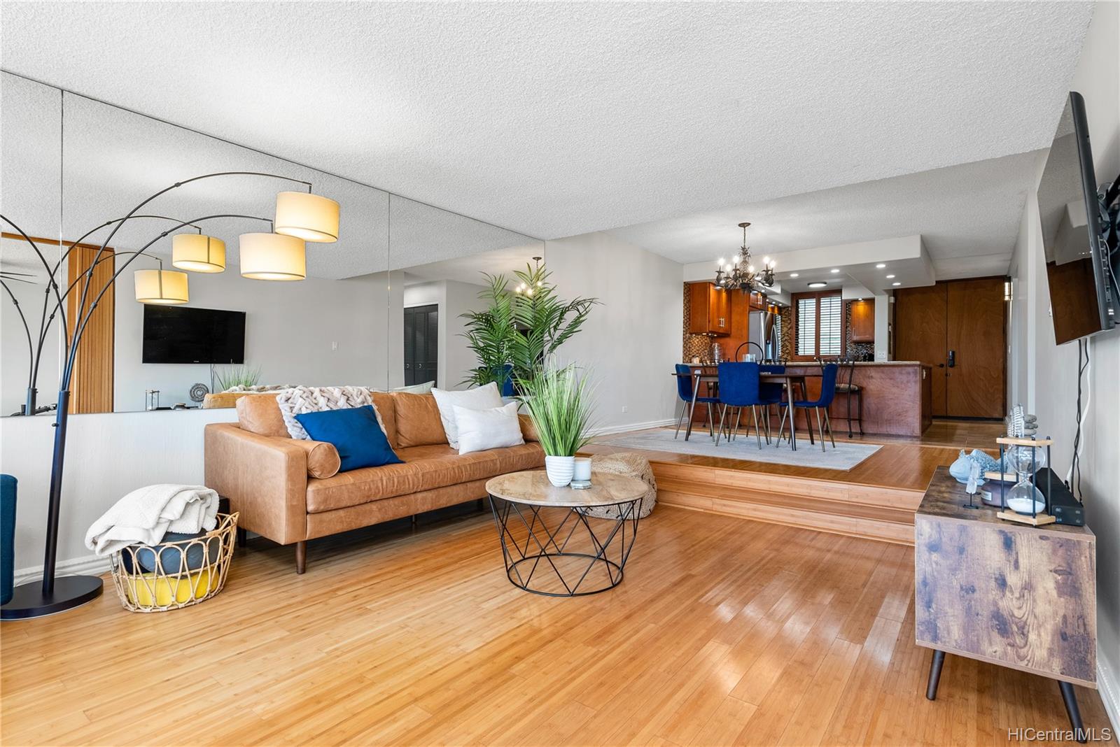 501 Hahaione Street  Unit 1/10J