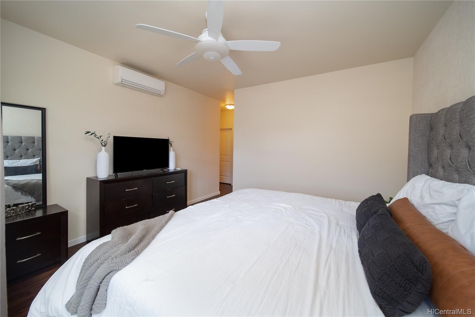 1143 Kakala Street  Unit 302