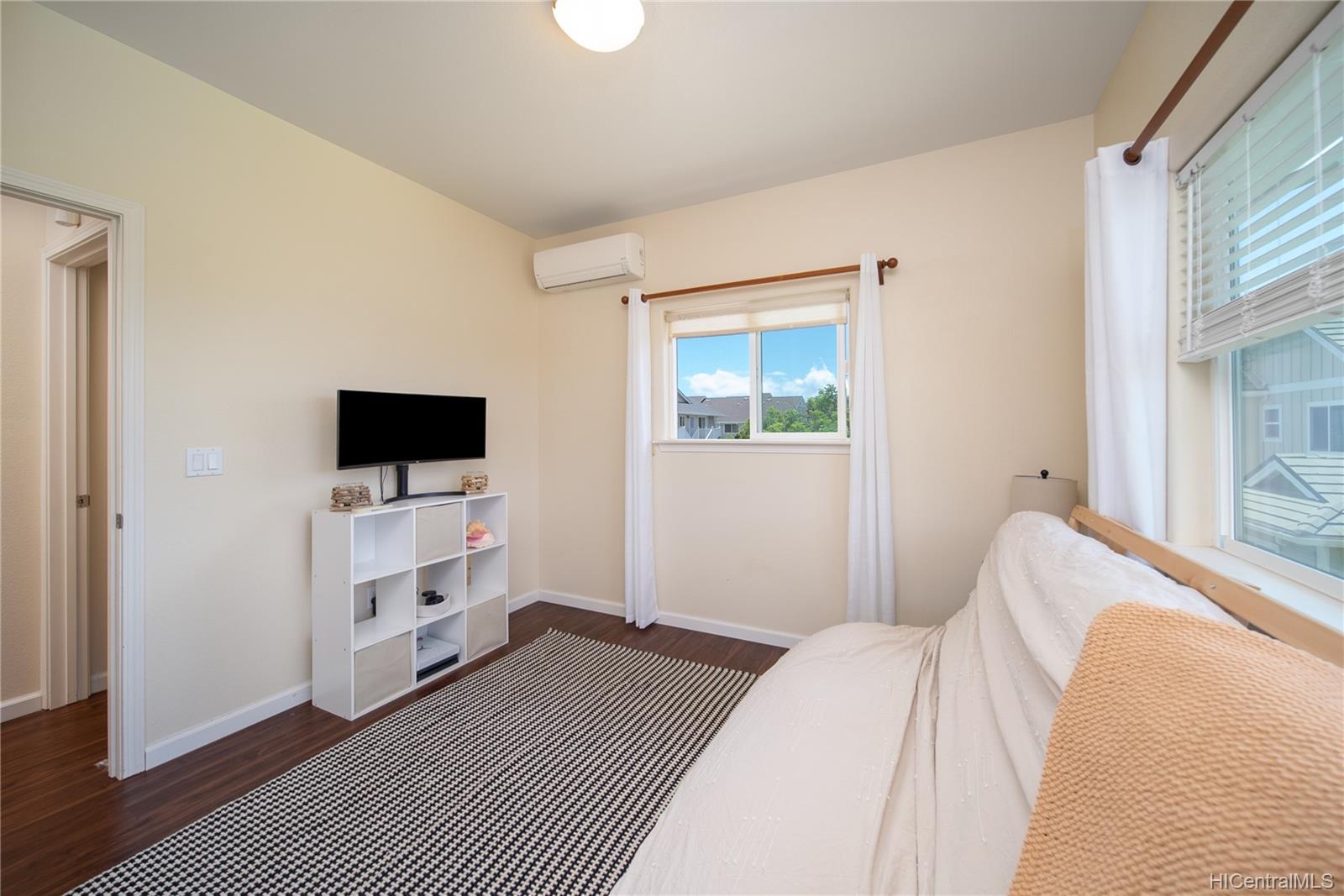 1143 Kakala Street  Unit 302