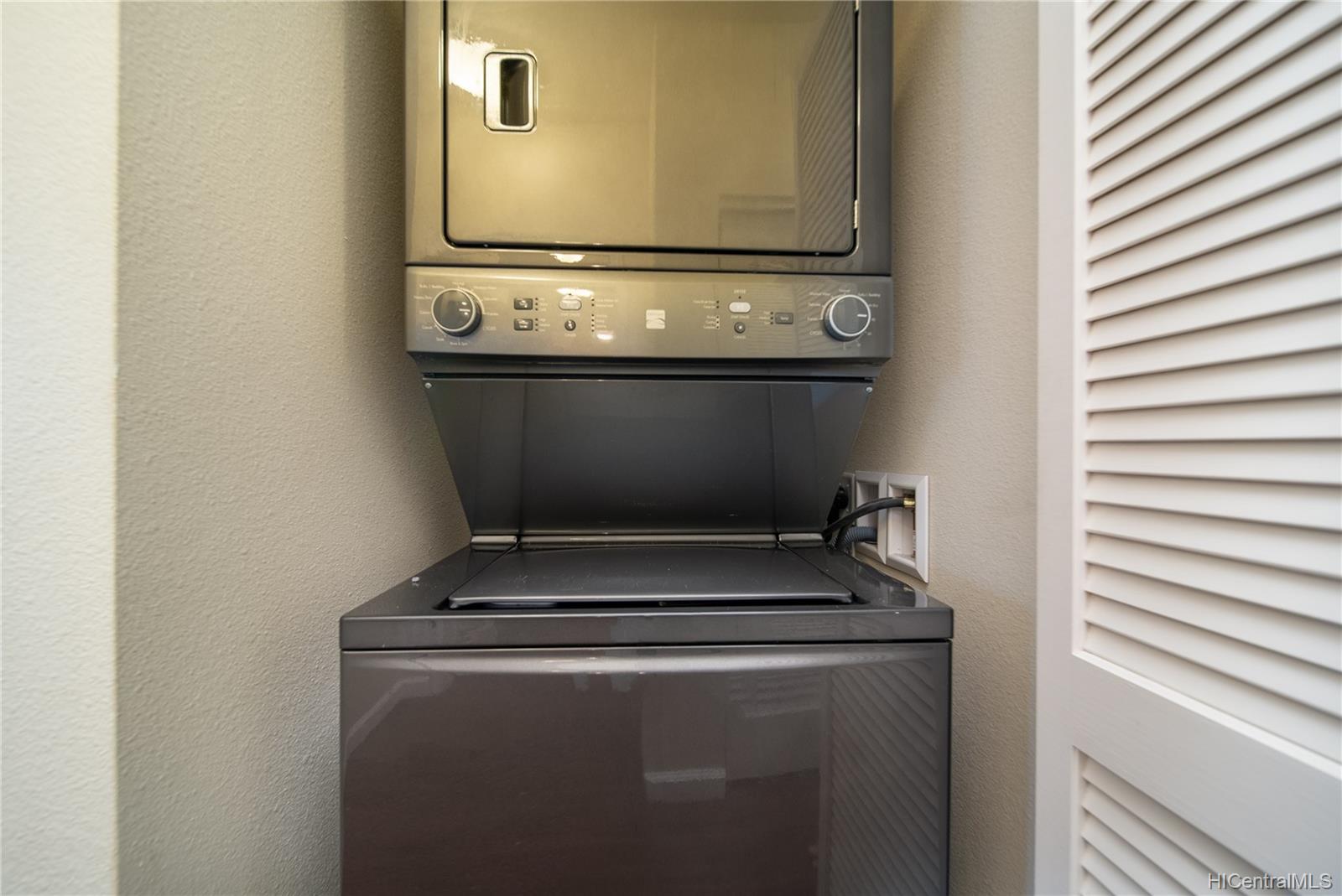 1143 Kakala Street  Unit 302