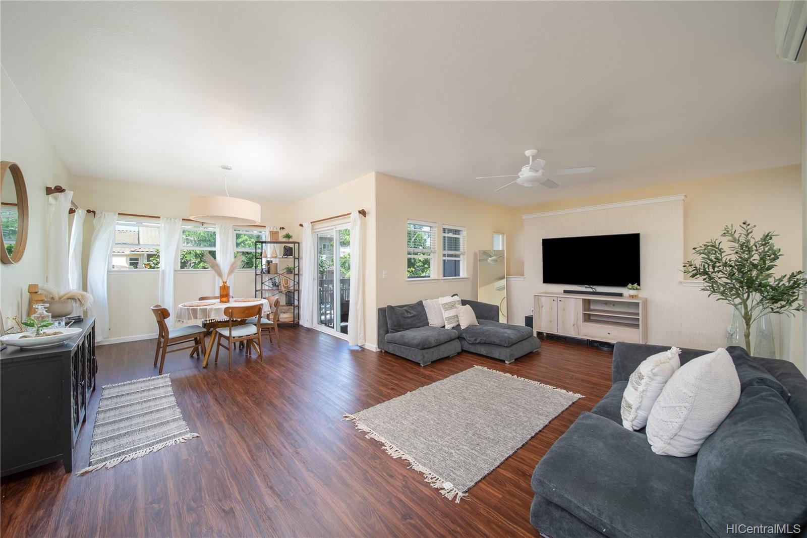 1143 Kakala Street  Unit 302