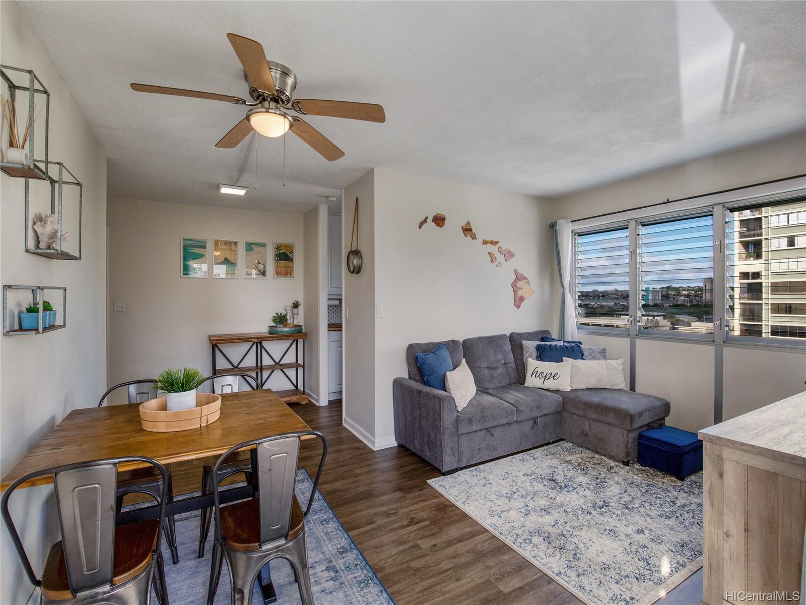 509 University Avenue  Unit 1001