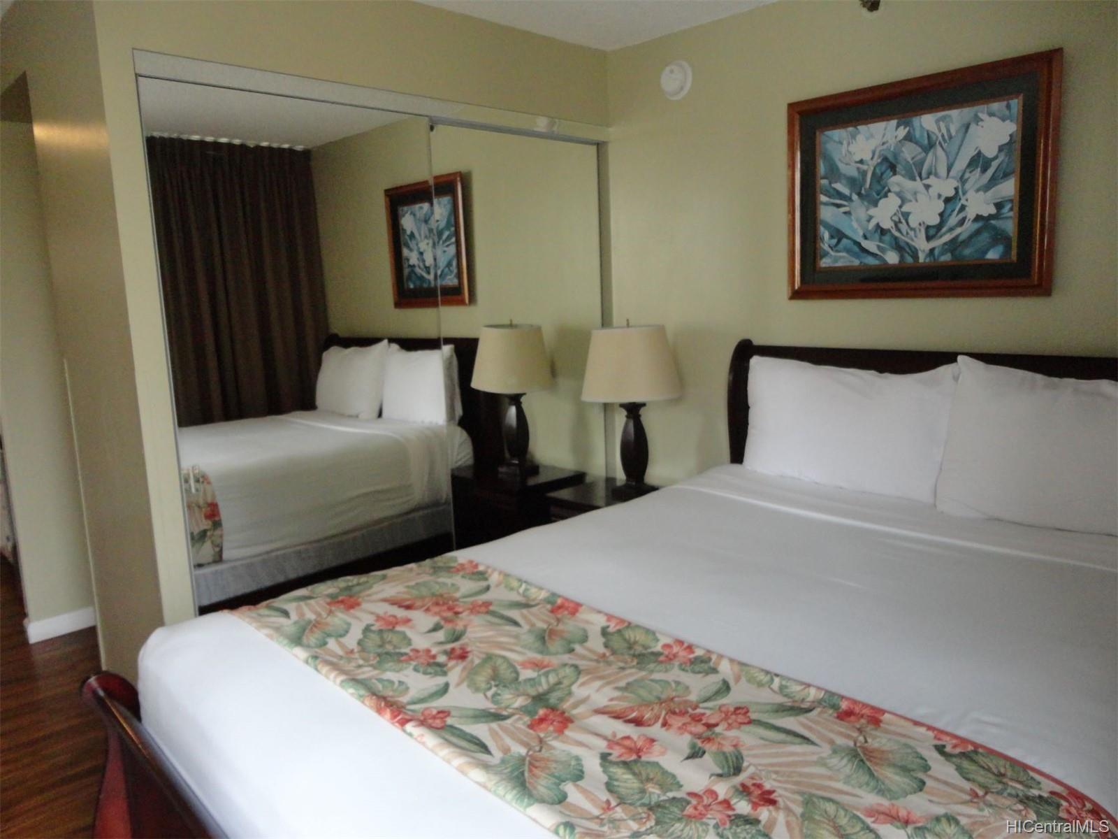 2427 Kuhio Avenue  Unit 804