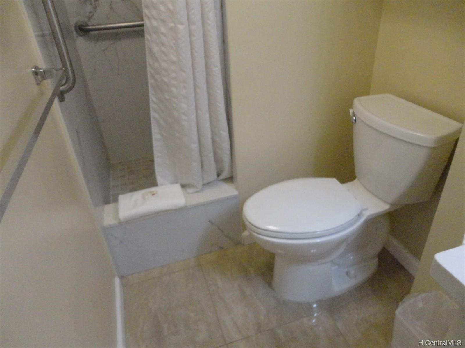 2427 Kuhio Avenue  Unit 804
