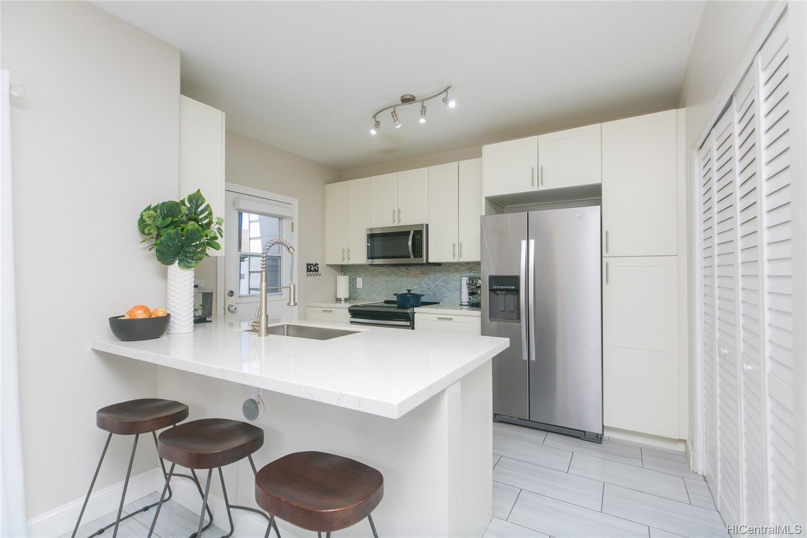 91-1018 KAIMALIE Street  Unit R2