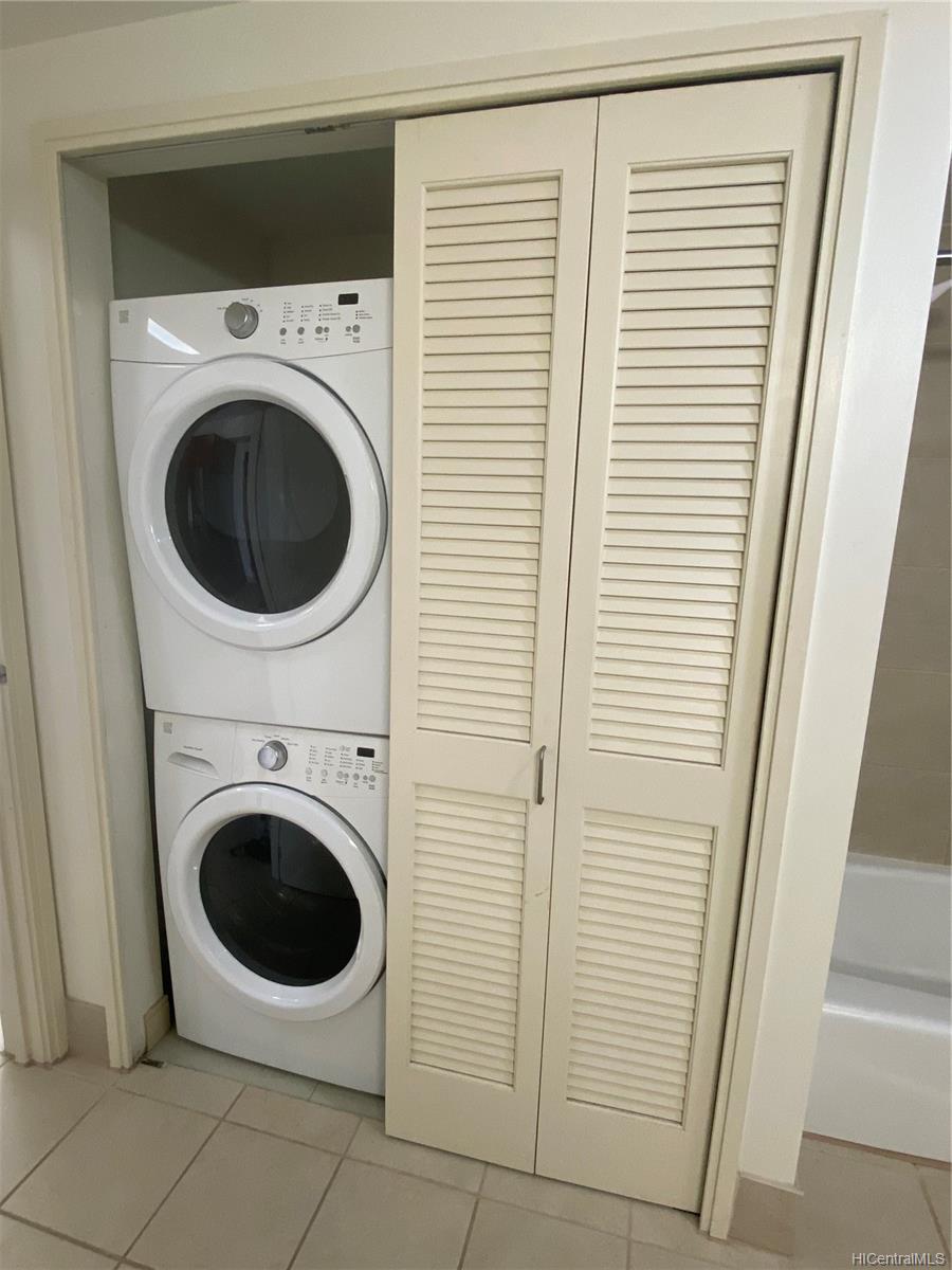 909 Kapiolani Boulevard  Unit 1607